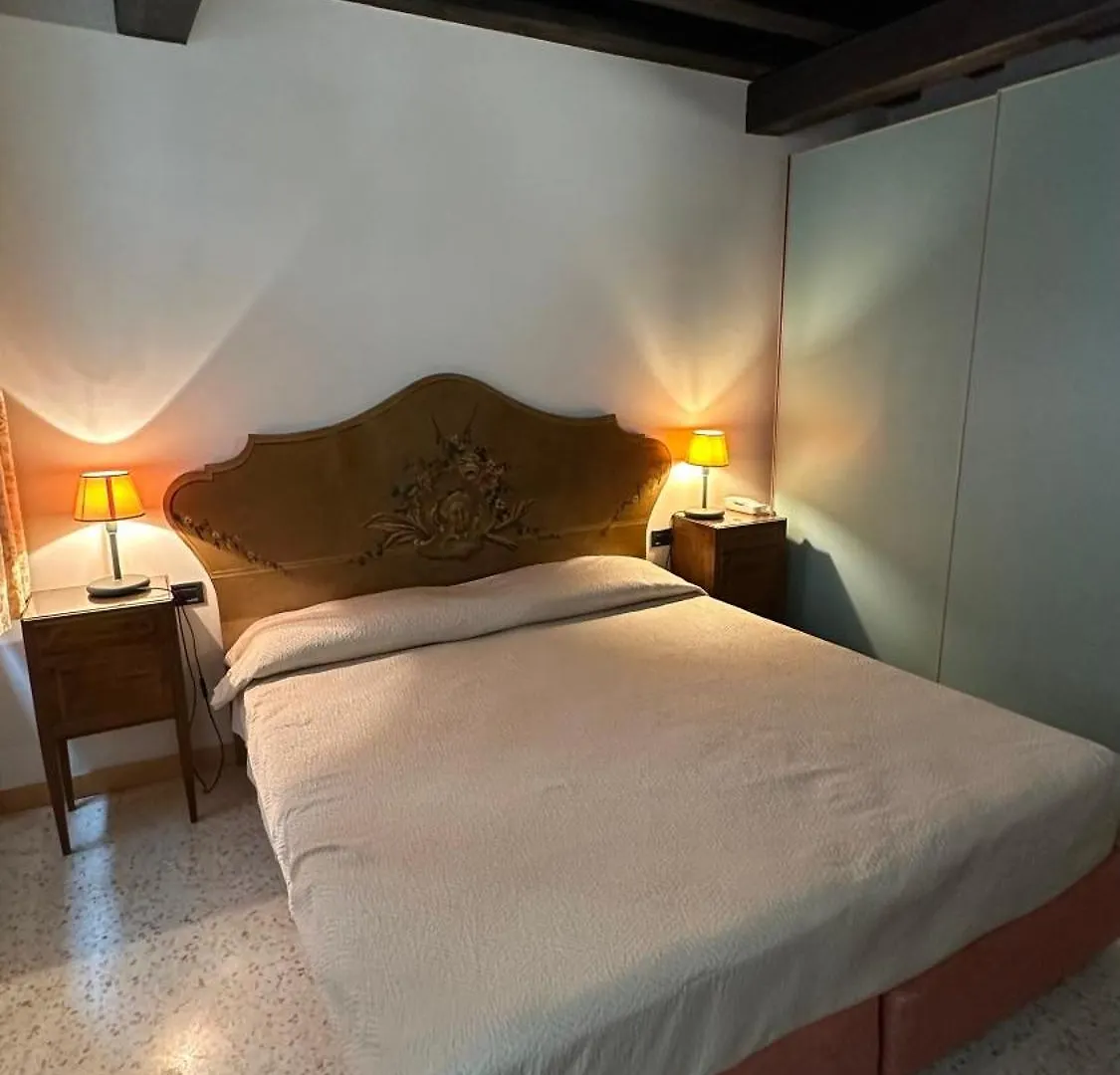 San Simeon Apartments Venice