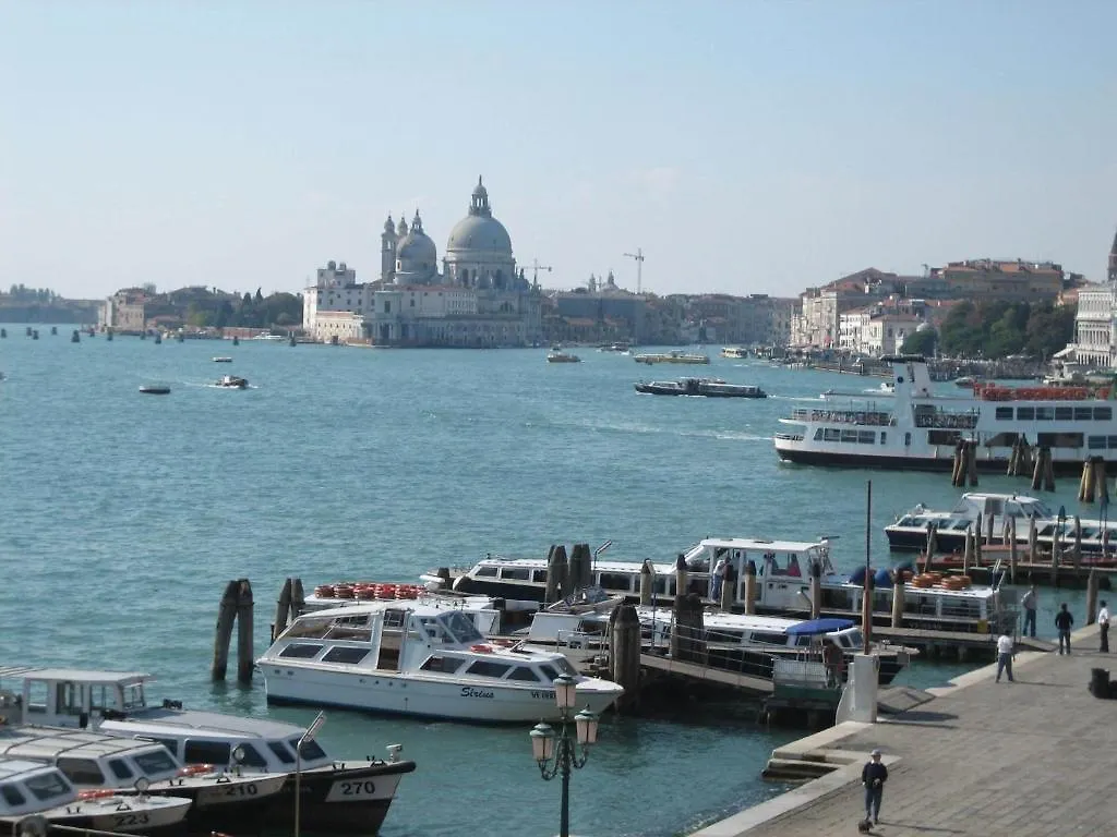 San Simeon Apartments Venice
